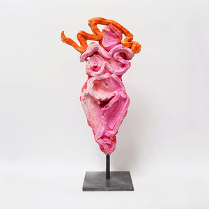 Karen Birnholz, Lola
